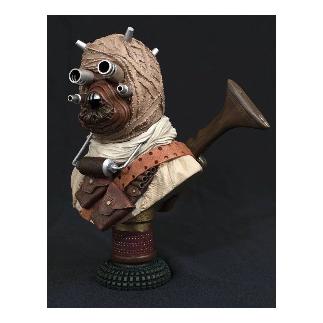 Gentle Giant Star Wars - Legends In 3D Tusken Raider 3 Gentle Giant Star Wars - Legends In 3D Tusken Raider – Image 3